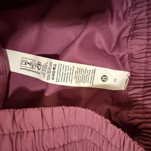 lululemon athletica Hotty Hot 4” Women's Plum Athletic Shorts - Picture 4 of 4